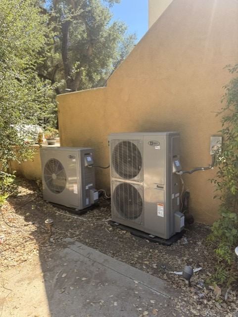 Two new condensers installed at a Temecula home